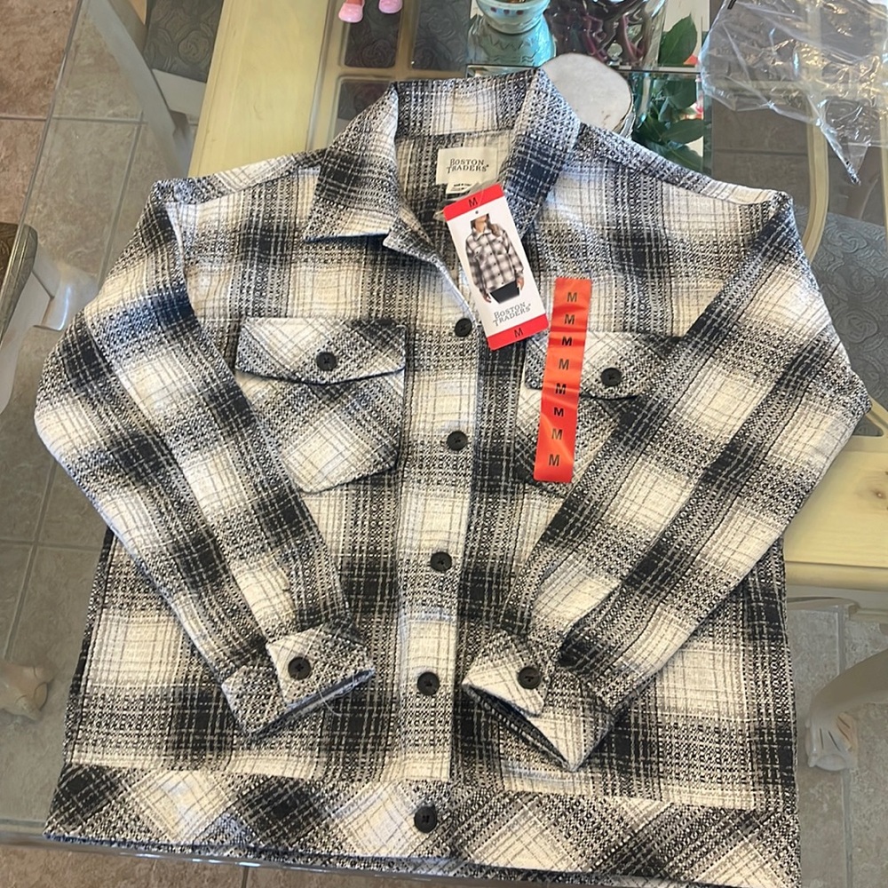 Woman’s light weight jacket size M